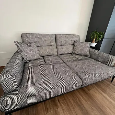 Corin's House * Nettuno