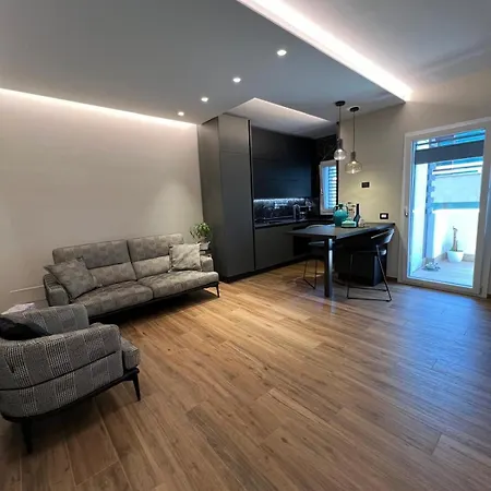 شقة Corin's House