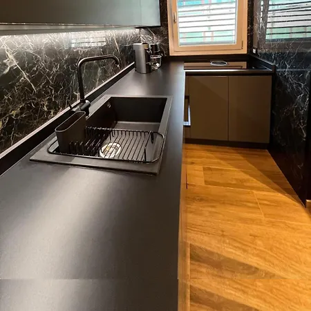 Apartment Corin's House